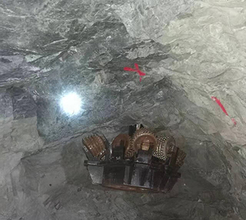 地下1000米 湖北煤矿溜煤眼反井施工